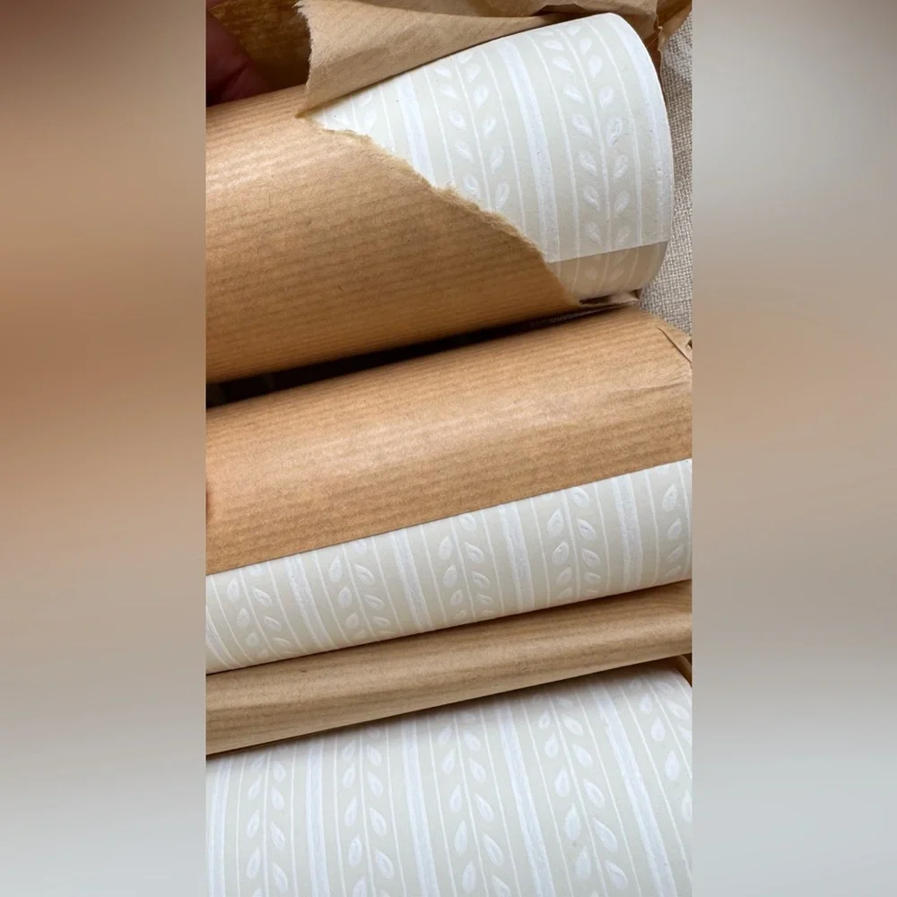 Vintage Farrow and Ball Hand Painted Wallpaper. Cream/White Sprig and Stripes.
